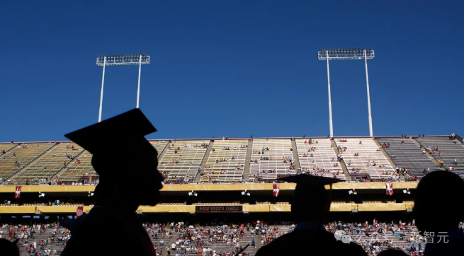 学哲学没出路?不好意思,现在哲学就业碾压CS!  数据 第8张 学哲学没出路?不好意思,现在哲学就业碾压CS!  数据 第8张
